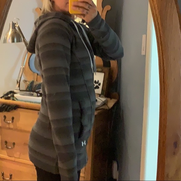 Under armour jacket - Picture 2 of 2
